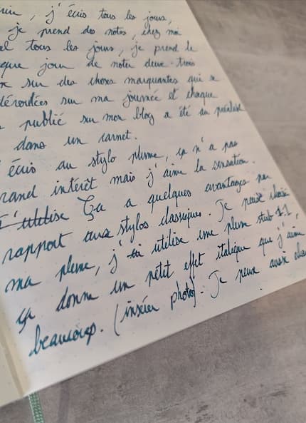 mon article écrit avec le plume stub 1.1 et l'encre J.Herbin Emeraude de Chivor.